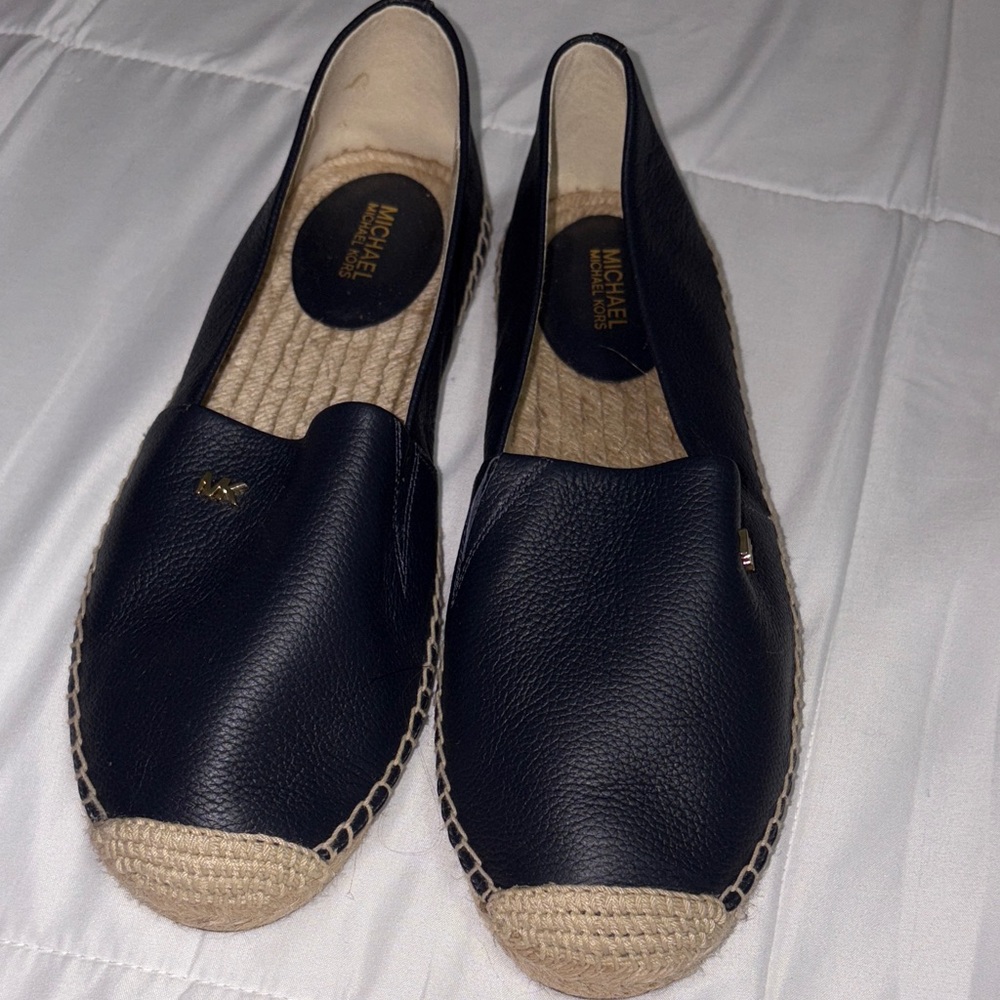 New!! Michael Kors Navy Leather Espadrilles